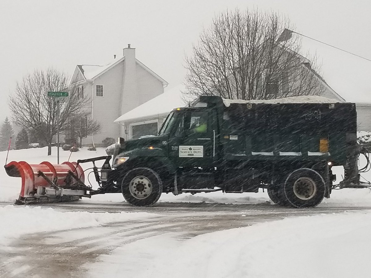 citymaplehts's tweet photo. Reminder to residents during this snow event concerning parking in street !:

https://t.co/ragZqErBsx

For a list of registered private snow plowers in the city, click the attached hyperlink for a PDF file::

https://t.co/YRY1bGTJ2N https://t.co/QtCBL2NBCJ
