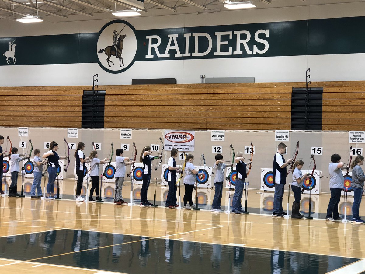 SRES archers are ready to compete. #sresraiders #RaiderPride