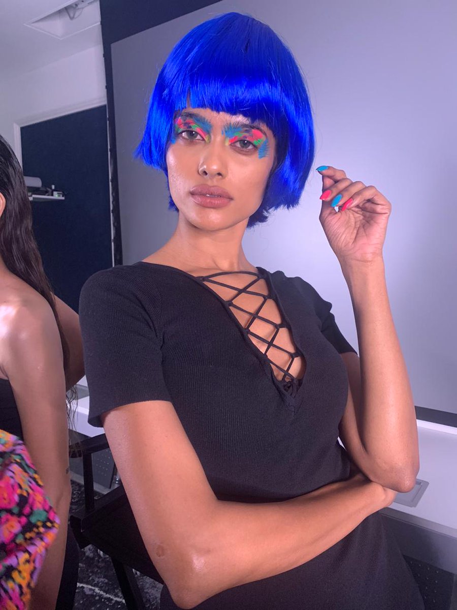 PRPundit_India's tweet photo. A rendezvous with M.A.C cosmetics!
Our #Bombay Bees spent their Friday discussing the trends in makeup and beauty for SSโ20 with Sonic Sarwate-global senior artist Mac cosmetics India and Navreet Josan-National Artist India.
#PRPundit #Client #BusyAsABee #NeverADullMoment https://t.co/IJj5q1iZI0