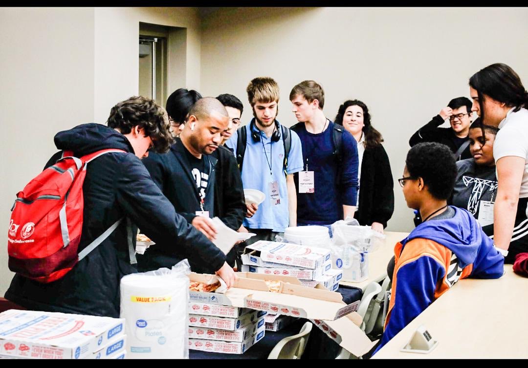 troy_hacks's tweet photo. We also bring to you highlights of our dinner session yesterday in pictures!
Food we hear is part of fun. Just look at us!. Follow us for more updates.
#TroyHack #TroyHack20 #Hackathon #TroyUniversity #MLH https://t.co/cjJq0AER00