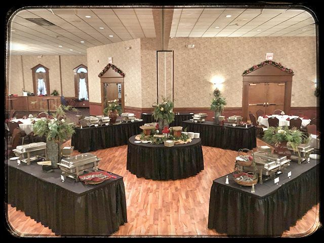 ClassicsV's tweet photo. Our Customizable Cocktail and Dinner station packages are the perfect way to celebrate any #Retirement or #birthdayparty. https://t.co/CPRquaQ0GH