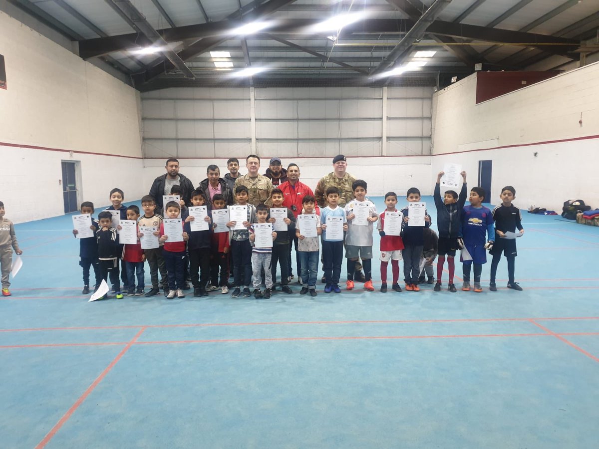 HumayunislamBFD's tweet photo. A thoroughly enjoyable afternoon and learning about the cadets, British Army &amp; team building activities. A massive thank you @MarkHillMBE @Ryan6299 https://t.co/6eRWkbFxzD