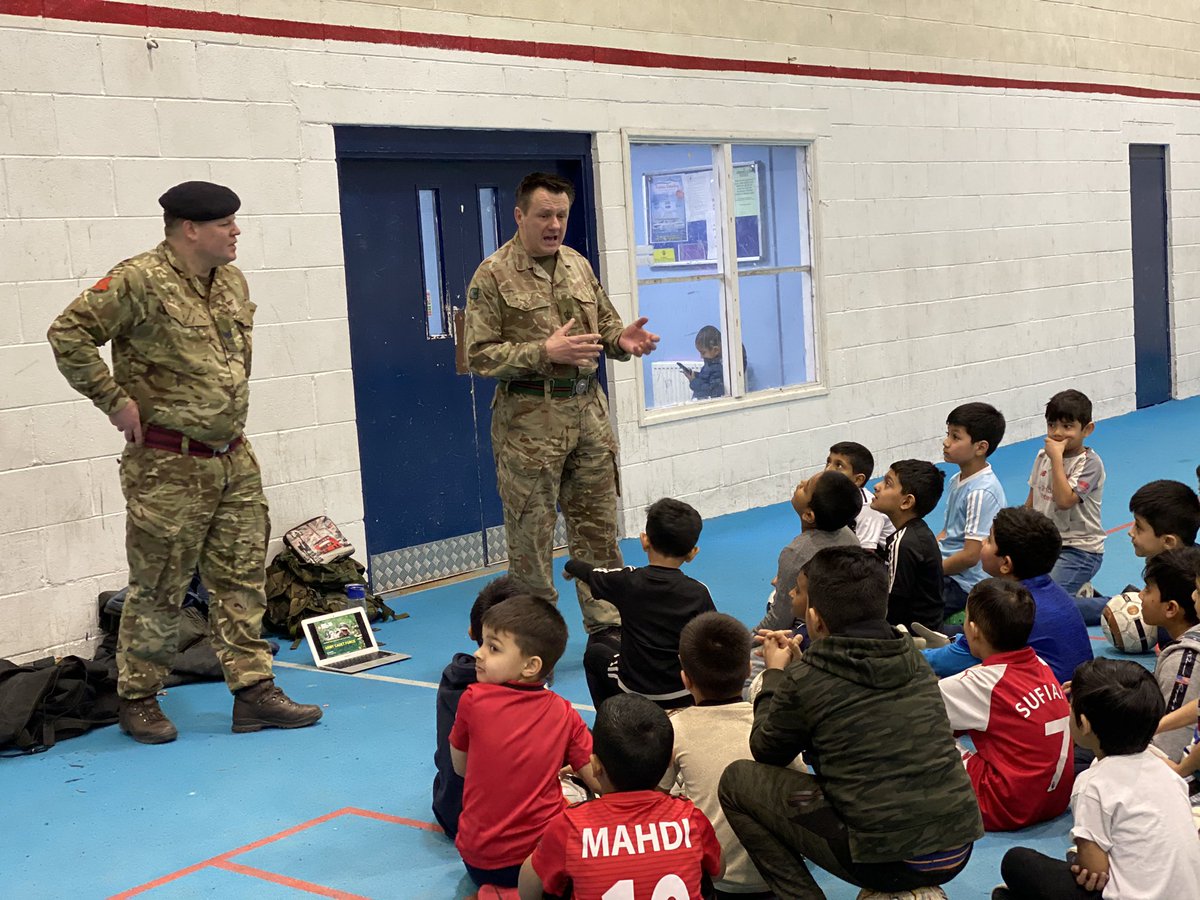 HumayunislamBFD's tweet photo. A thoroughly enjoyable afternoon and learning about the cadets, British Army &amp; team building activities. A massive thank you @MarkHillMBE @Ryan6299 https://t.co/6eRWkbFxzD