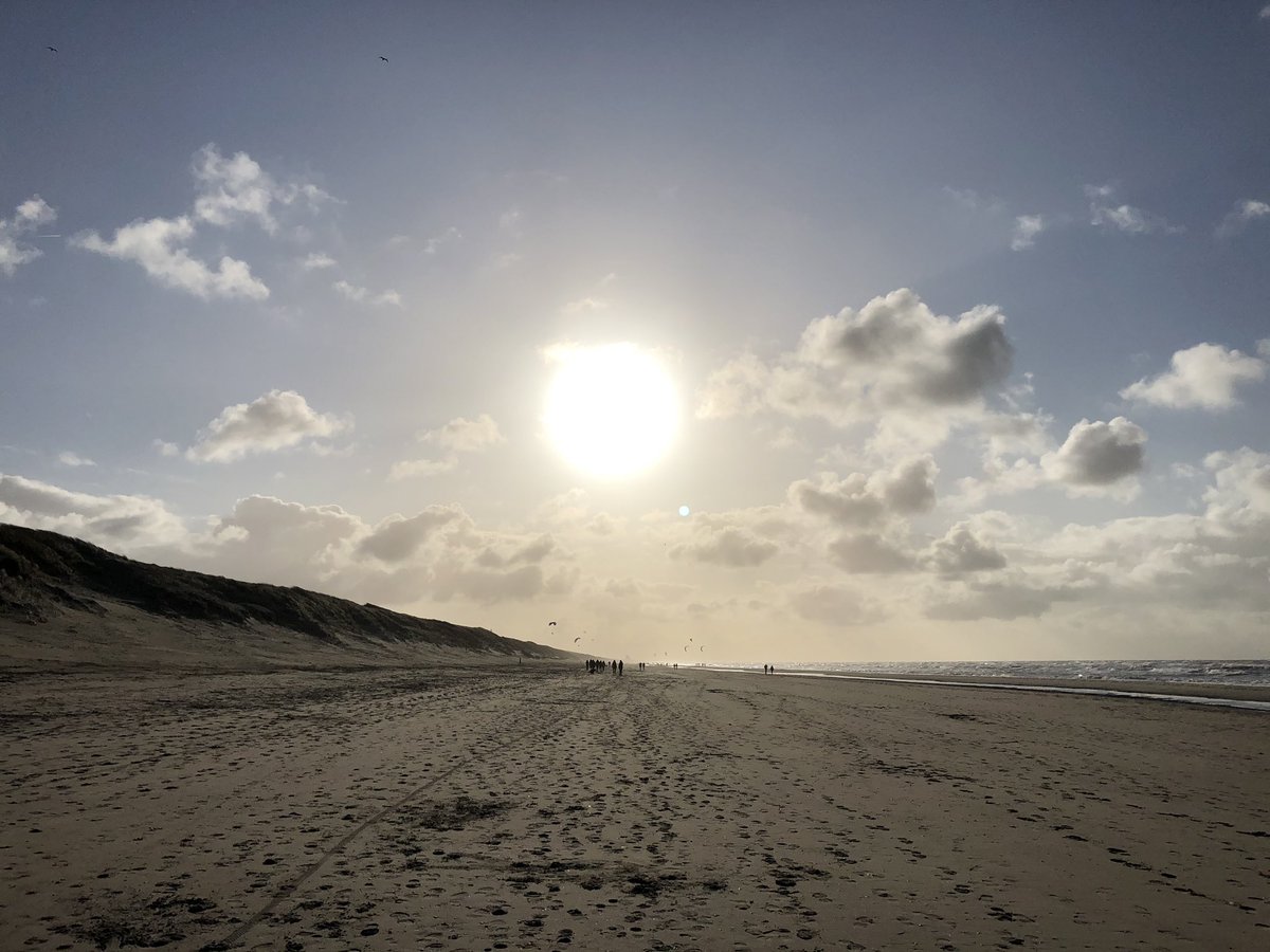 Even uitwaaien aan het strand.