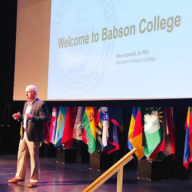 Thank you @stevespinelli for welcoming our new students and families this morning <a href="/babsoncollege/">Babson College</a> 💚 ift.tt/2G4v2lT