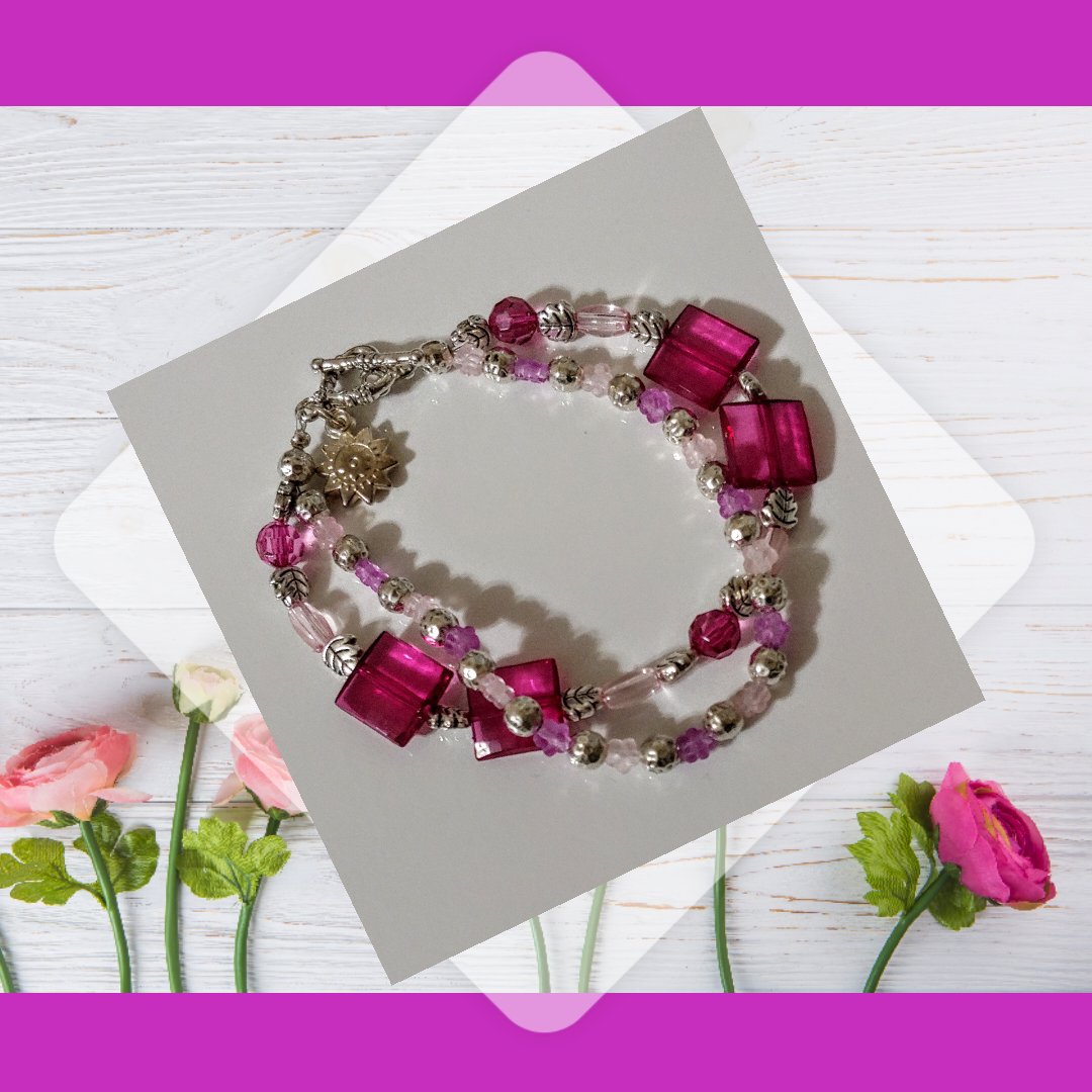 CampeDesign's tweet photo. Happy Valentine's Day from
https://t.co/Yx2SmJOBZO
#pink #bracelet #giftideas #beadedjewelry #beadedjewelry #handmade #holiday https://t.co/HeWXFZHLuM