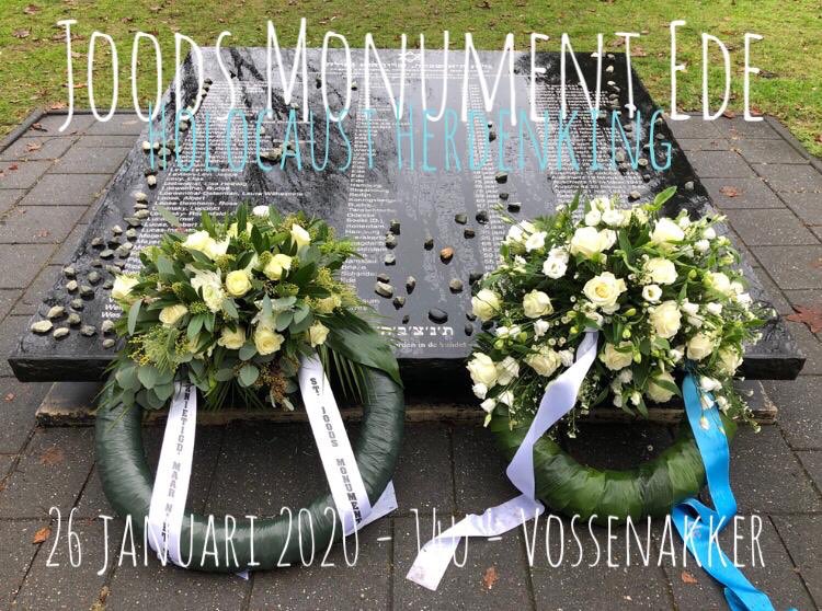 joodsede's tweet image. Zondag 26 januari is in het Memorial Park in Ede de Holocaustherdenking. Aanvang 14.00 uur. We staan stil bij de Joden die in Ede zijn opgepakt en gedeporteerd. Hun namen zullen genoemd worden. Burgemeester Verhulst houdt een toespraak. @GemeenteEde