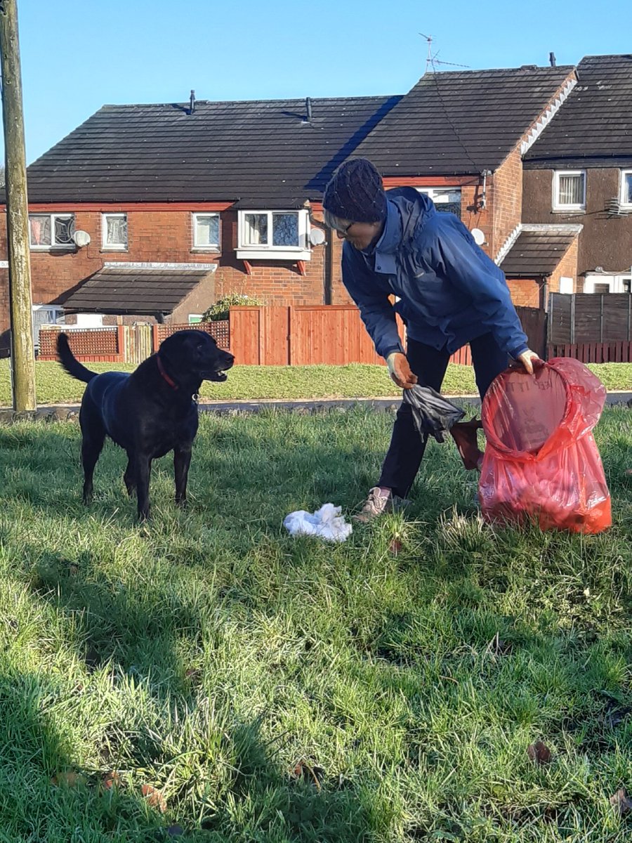 DarwenTidy's tweet photo. Fun and frolics on a Saturday morning with the KDT dream team.
@blackburndarwen @LancashireVP @KeepBritainTidy @WayneKoda 
#makingadifference
#lovewhereyoulive https://t.co/rQsotgtrPA