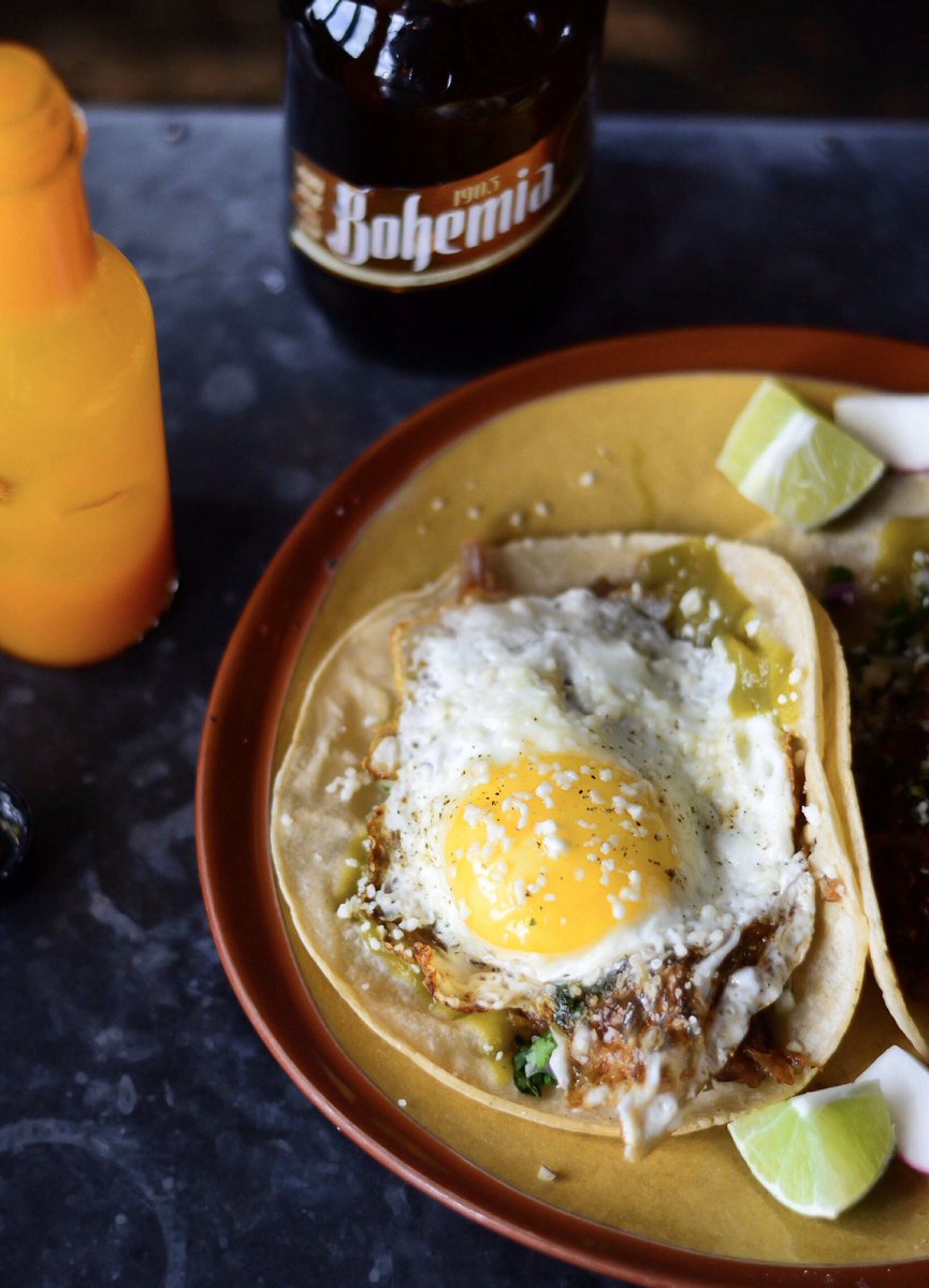 hello 👋🏼 #longweekend, let’s do this! #brunch + #latenight every day so no excuses 🤨 #tacos #breakfasttacos #putaneggonit