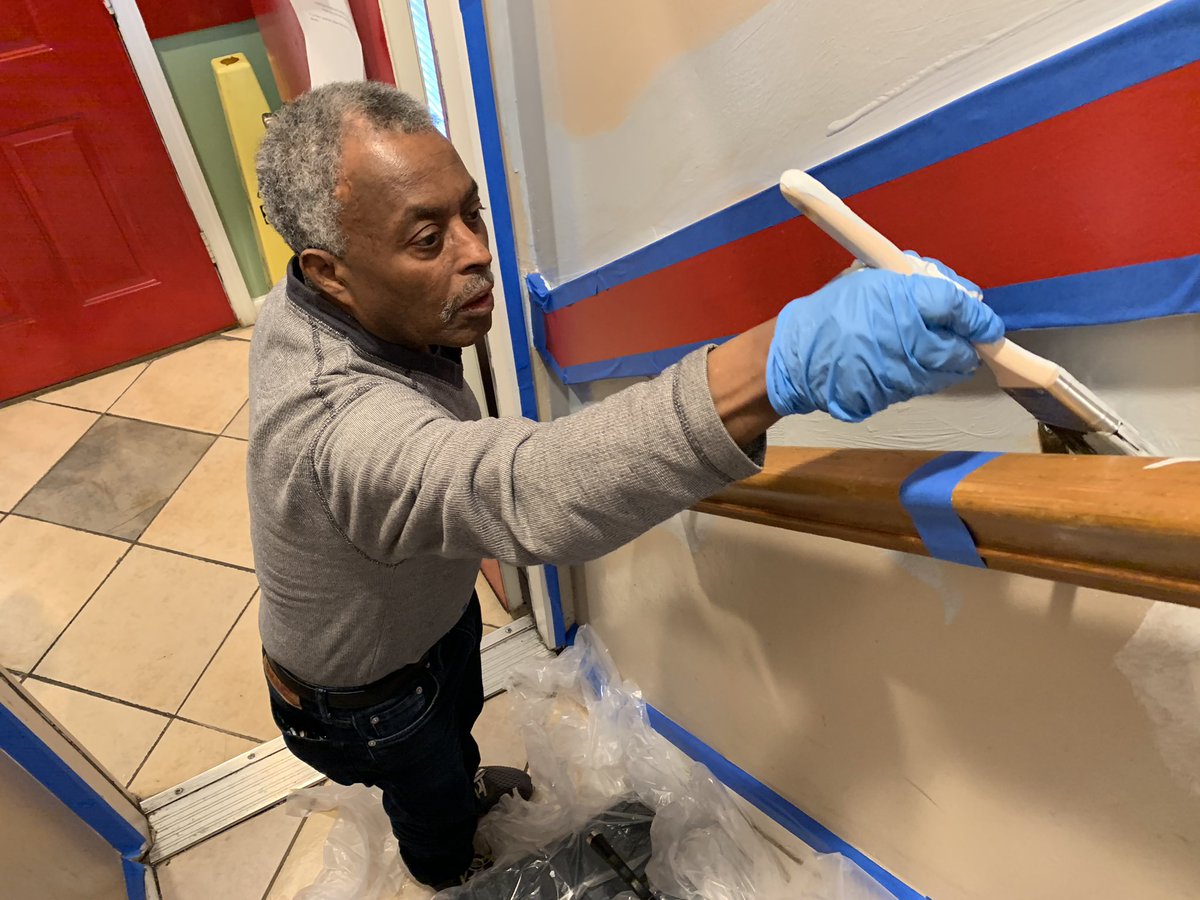 IAM_Union's tweet photo. Rise and shine! We’re teaming up with @unionveterans this morning to restore a home for homeless veterans. #MLKconf https://t.co/VUCplwlzeZ