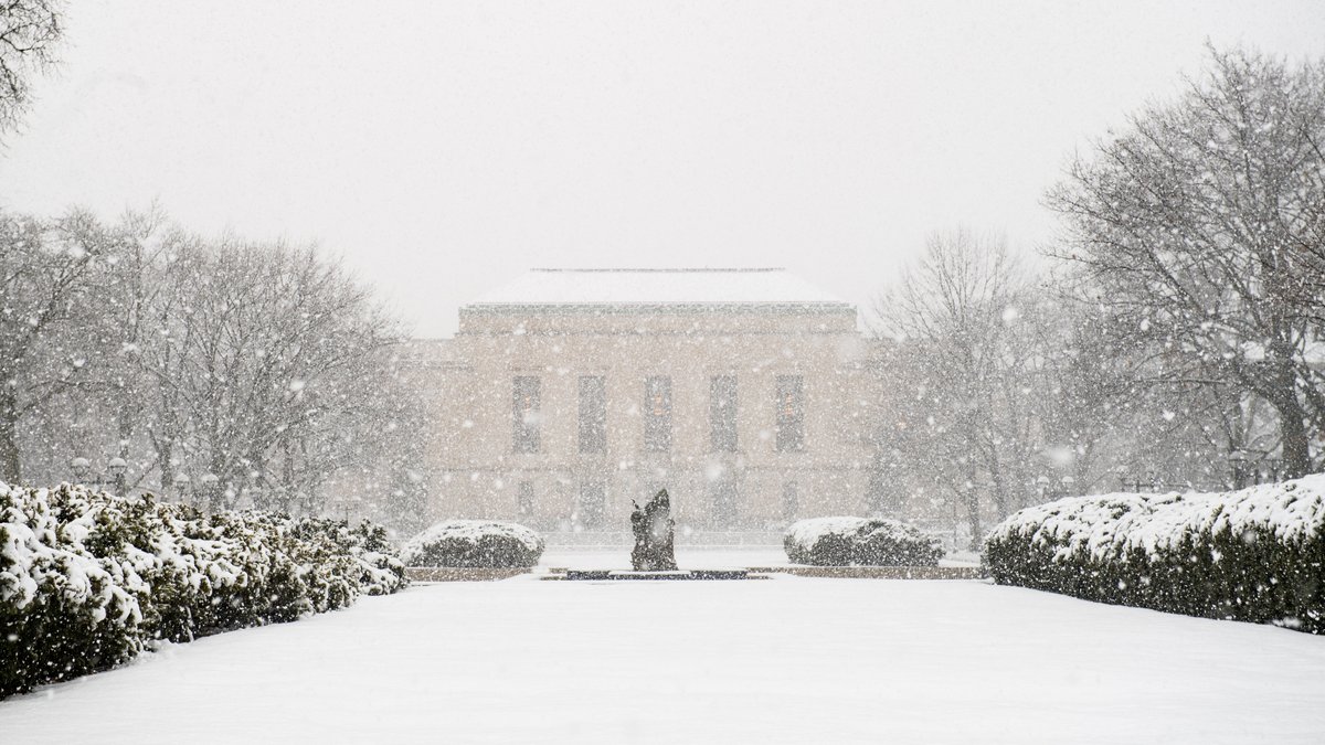 michiganalumni's tweet image. What better way to celebrate #NationalMichiganDay than with a @PureMichigan snowstorm? ❄️