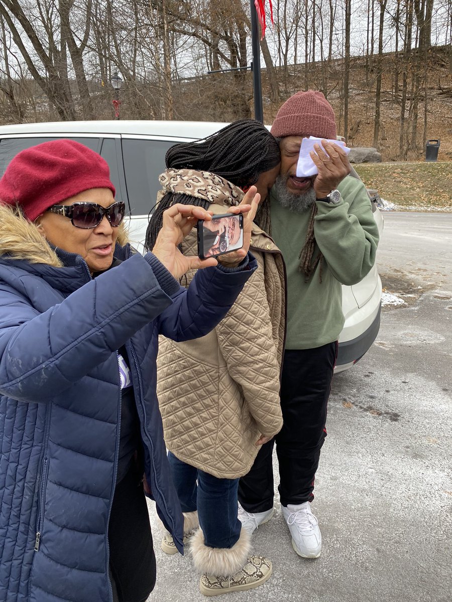 ProducerTommy's tweet photo. After 41+ years in prison, Delbert Africa of the #move9 in finally out!!!! https://t.co/3FxsZnQir2