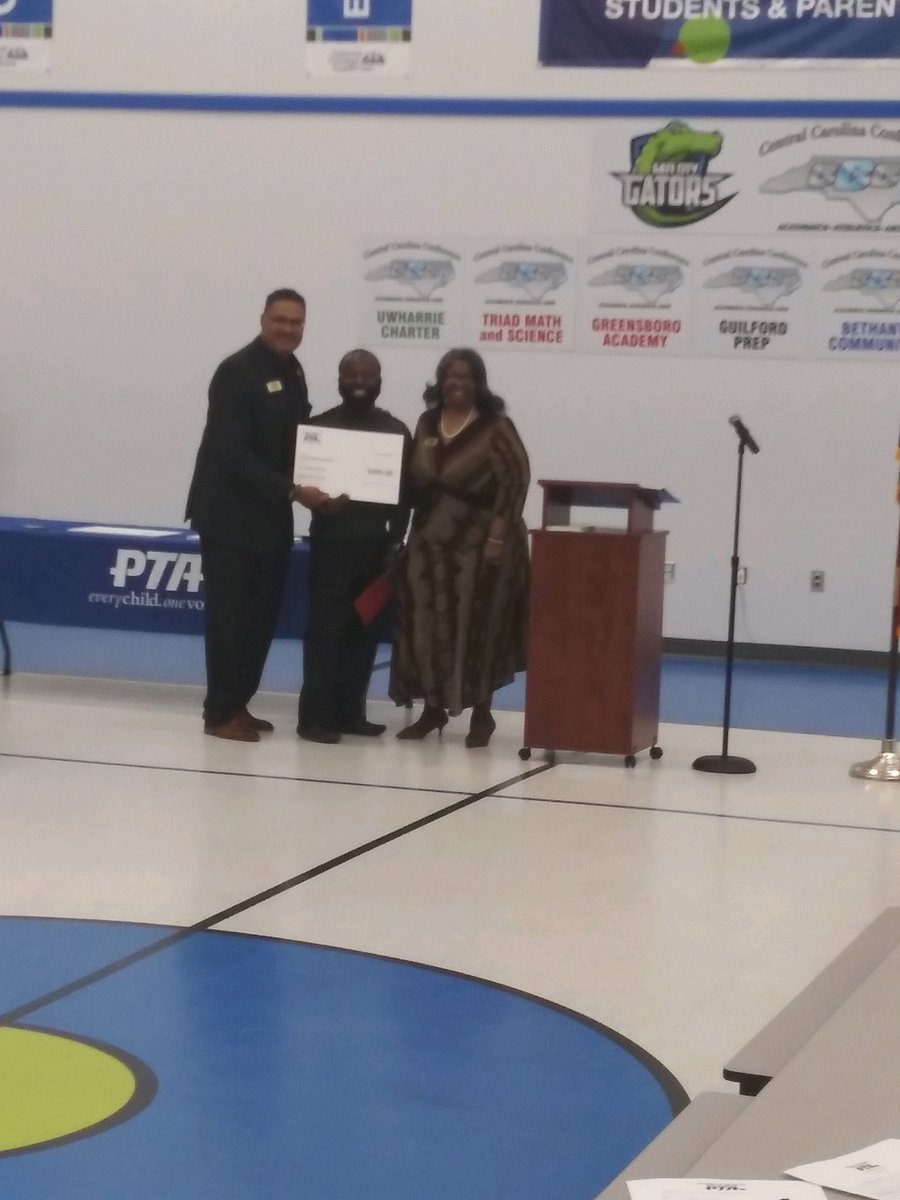 Guilford Elementary School receives S.P.I.C.E. Grant! A huge shoutout to Mr. Gray ESL teacher for writing the grant. #ICanAndIWill ⁦<a href="/GESCheetahs/">Guilford Elementary</a>⁩ ⁦<a href="/GCSchoolsNC/">Guilford Co. Schools</a>⁩ ⁦@ValerieRAkins1⁩