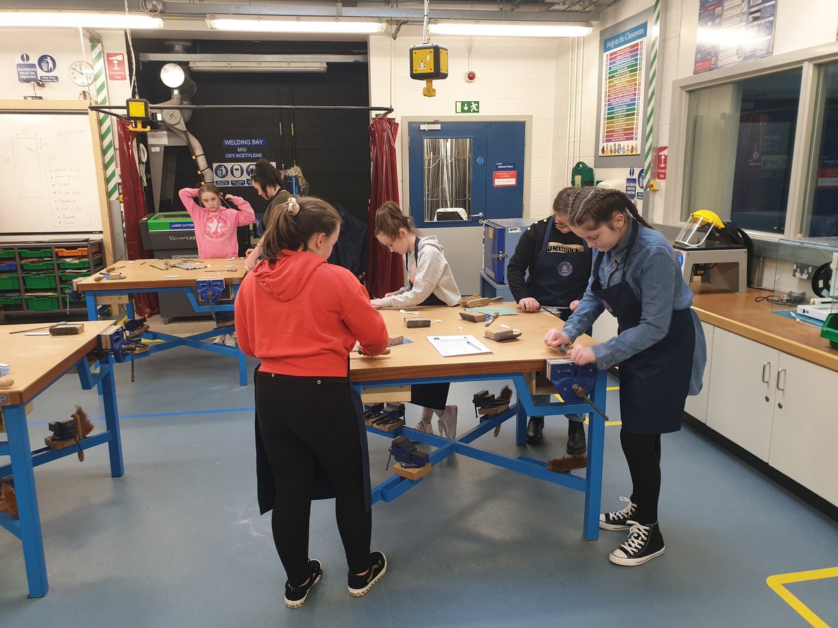 SMDSatSchool's tweet photo. Technology, Minecraft and Dance.... just to name a few 🤗 #SaturdayMorning  #fun https://t.co/rEyyBtjWLs