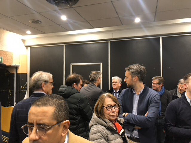 EnMarcheLeHavre's tweet photo. Un bel accueil pour les Vœux EMLHsm présentation choisie de quel que points de notre programme « Le Havre maître de son avenir » merci à tous les participants et à tous les marcheurs !
#emlh #lehavre #edouardphillippe #Municipales2020 https://t.co/JuXGJGlNgT