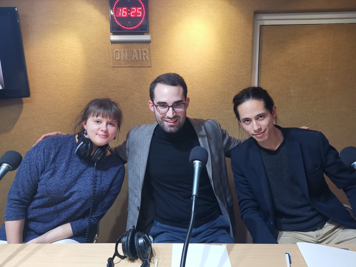 HanckJulien's tweet photo. Plaisir d'être invité sur @IDFM98FM pour parler de mon dernier bébé l' @Orch_Hexagone en compagnie de mes chers Pierre-Alexis Touzeau et Magdalena Geka ! @TCEOPERA @Val_Prod #lacdescygnes2019
Branchez-vous! Diffusion en ce moment et jusqu'à 17h ! https://t.co/6FlQm0ICMd