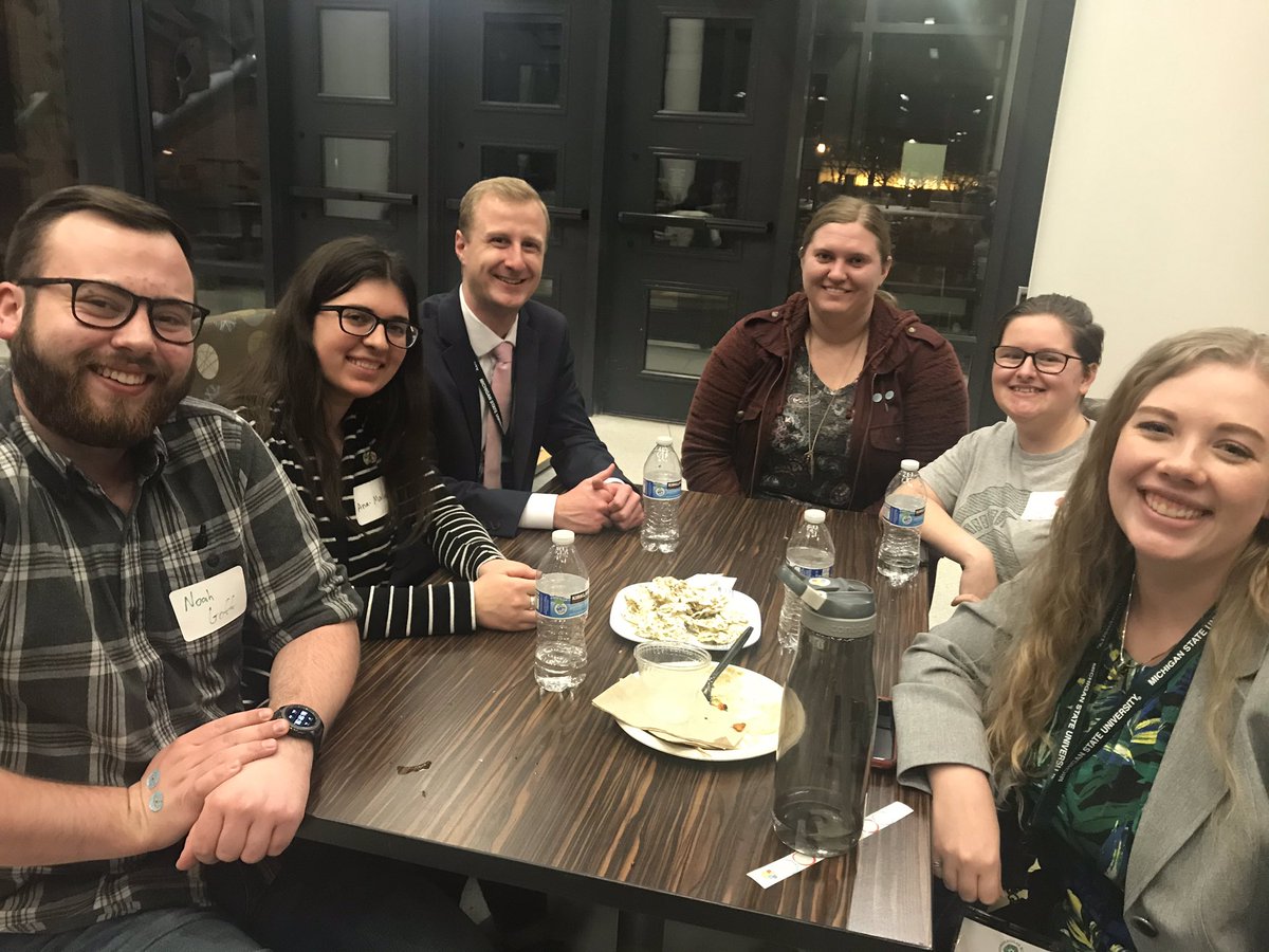 CmbSpartans's tweet photo. Grad recruiting weekend @michiganstateu - these students are AwEsOmE! #PhDmeASAP https://t.co/wVjcS7Ky9F