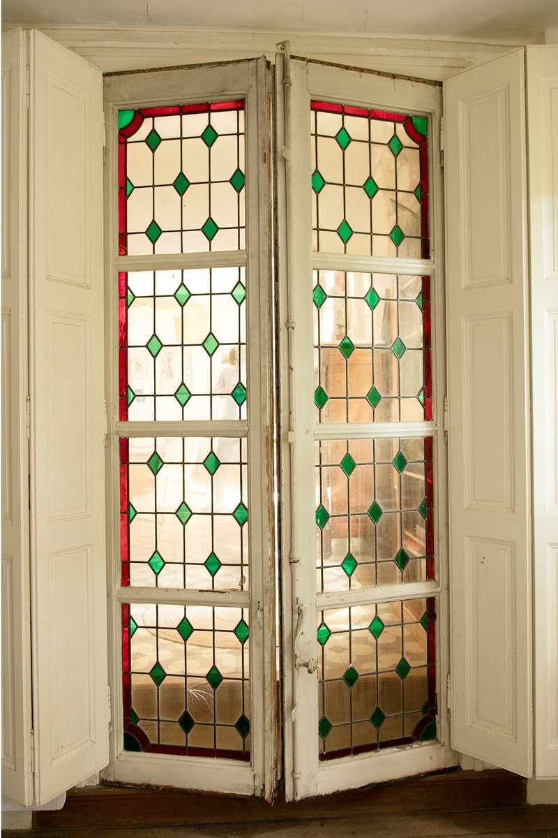 1997x1106's tweet photo. home in Marseille | photos by Eve Campestrini https://t.co/DxdBIEzeCU