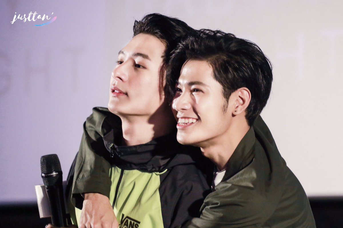 justtan_s's tweet photo. คนถูกกระทำกับคนกระทำ ไม่ต้องบอกก็รู้นะคะว่ามีความสุข;-;
#KristSingtoBabybright #ทีมพีรญา #คริสสิงโต #justtanpixz https://t.co/PNPMA1lXeq