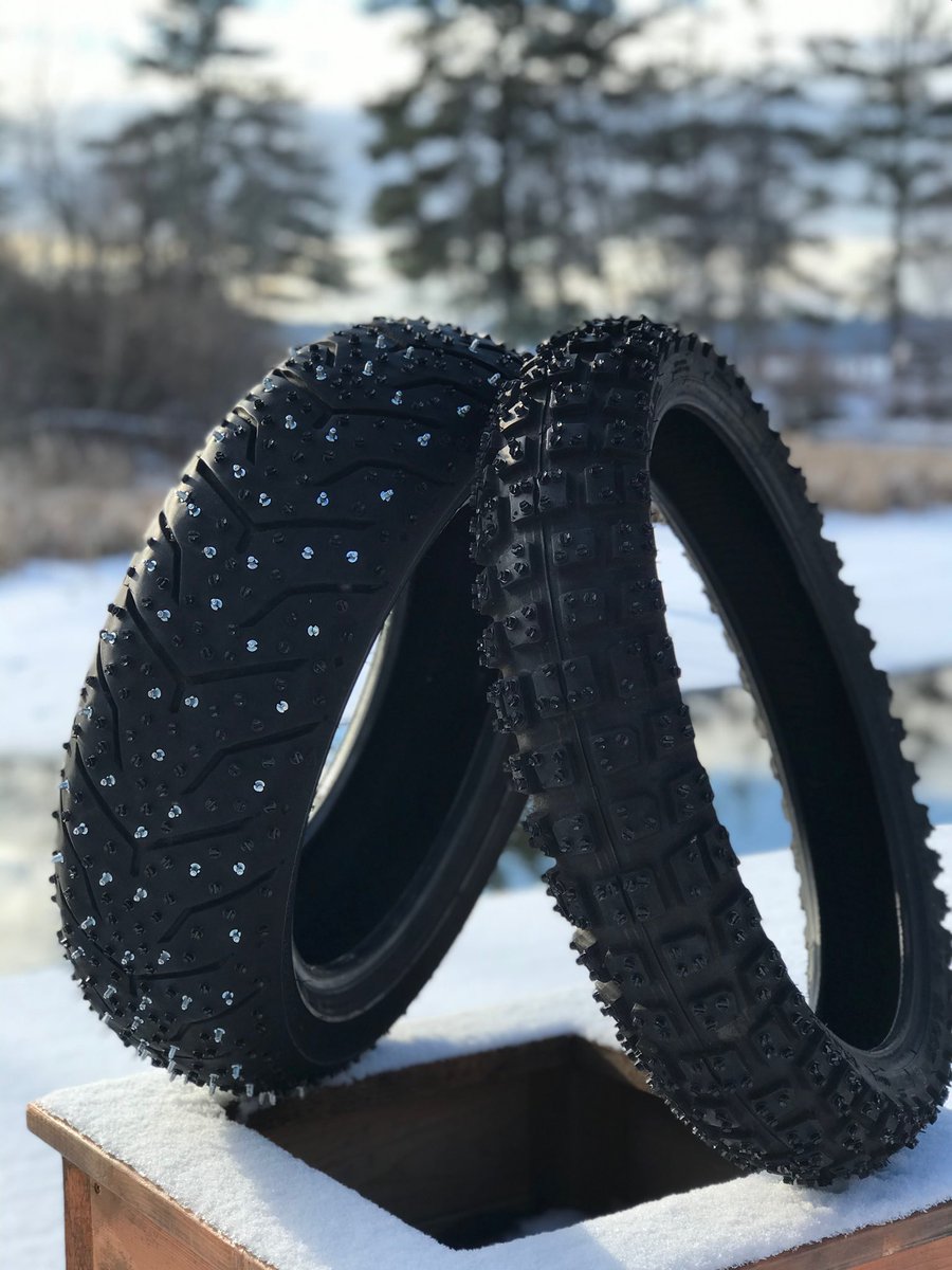 laconiaharley's tweet photo. Sneak peak for @PndHckyClassic ☃️😰 #pondhockey #rippahh #harleydavidson #snowtires #riding https://t.co/oZ0uF7ZjZt
