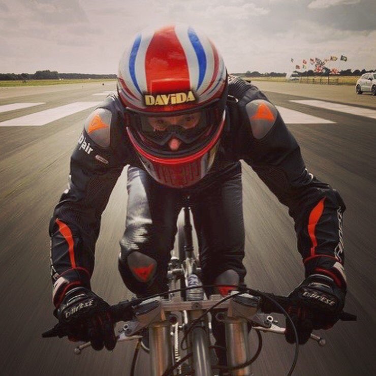 op_pacemaker's tweet image. It’s an amazing bit of kit, super comfy out of the box and unbelievably light! Thank you @dainese  @DaineseWolves 🥰