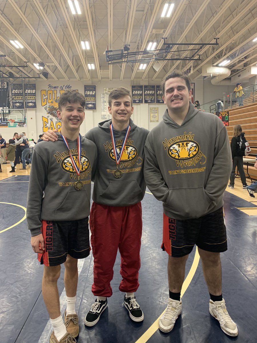 Logan Flowers, Maxwell Naselroad, and Daniel Snyder all CIC in their weight class!!🥇