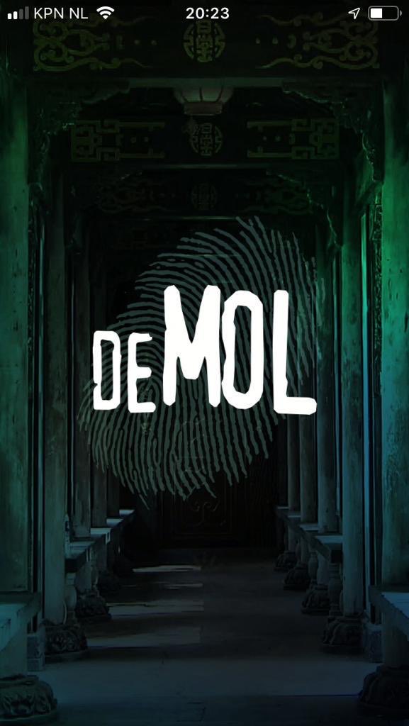 Mijn dochter komt me toch met een dikke aanwijzing!!! Kijk maar deze still van leonie tijdens de executie vorige week en het beeldmerk van #widm2020 #mollengang  ik vind het verdacht!