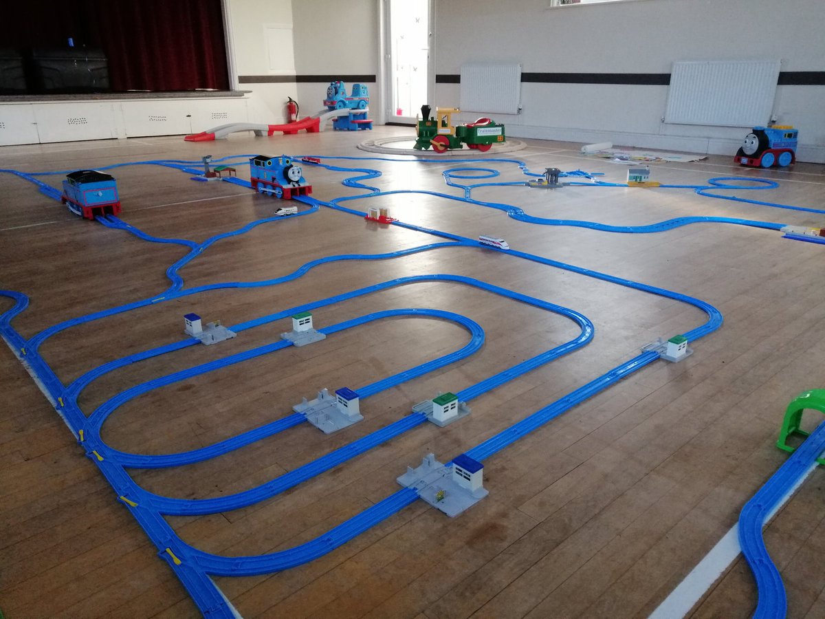 Trainmasteruk's tweet photo. #trains and #track all over today 🚂❤️

#pegpergo #step2 #thomasthetankengine #traintheme #tracks #rideontrains #choochoo #familyfun #dayoutwithkids #steamtrain #trainseverywhere #trainsarelife #boysbirthday #girlsbirthday #privateparty #vipparty #allaboard https://t.co/EdCeBno7r7