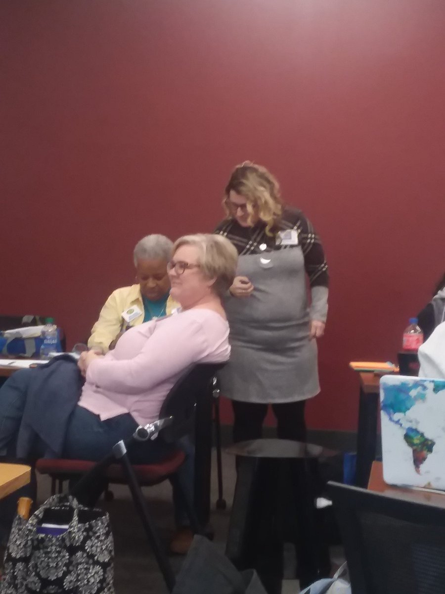 VickieReubenB's tweet photo. @gjrobinson Awesome job with your presentation at #NCAEE20! #FLIPOVERFLIPGRID Representing @OnslowSchools well! #ONSLOWDLT https://t.co/Gv4mj2Ua9G