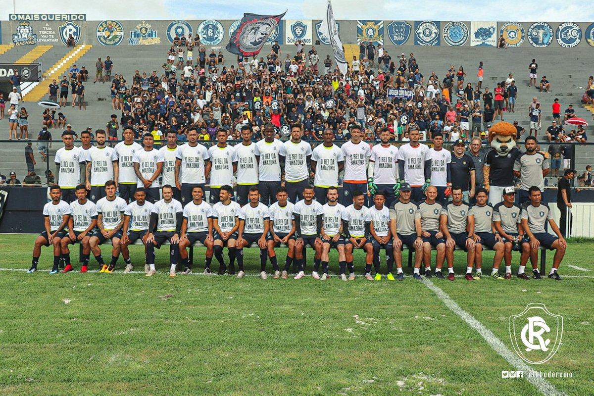 ClubeDoRemo's tweet photo. Eis a foto oficial do elenco azulino para a temporada 2020! Parazão, Copa do Brasil, Copa Verde, acesso, título da Série C... Com união e raça, vamos em busca de todos os objetivos. Contamos com a tua força, Fenômeno Azul! 🦁

📷 Silvio Garrido/Ascom Remo
#OReiDaAmazônia https://t.co/sYUk14y7SU