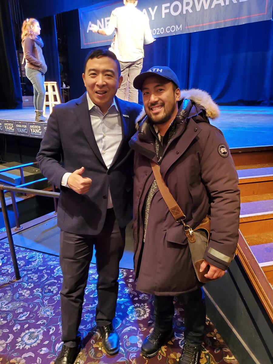 kasehan's tweet photo. Iowa City Women's Town Hall with @AndrewYang! Everytime I see Andrew in person, the more I believe he's the right choice for the United States. Happy to have moved to Iowa just in time to caucus for Andrew!

#YangGang #Yang2020 https://t.co/FSTym2pMRJ