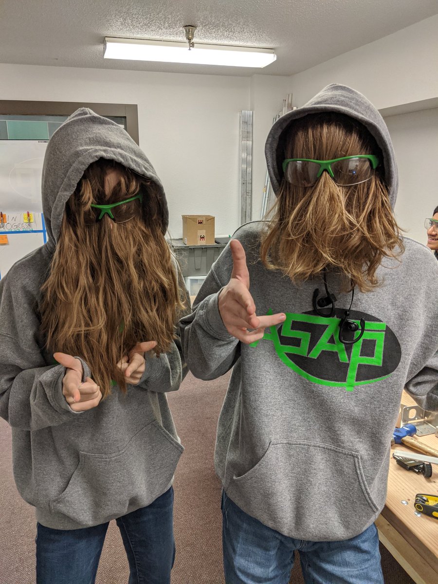 team4646's tweet photo. The monks are back at it!  @FIRSTweets #omgrobots #frc #stickemup #greedoshotfirst https://t.co/ZSMFvJrmzT