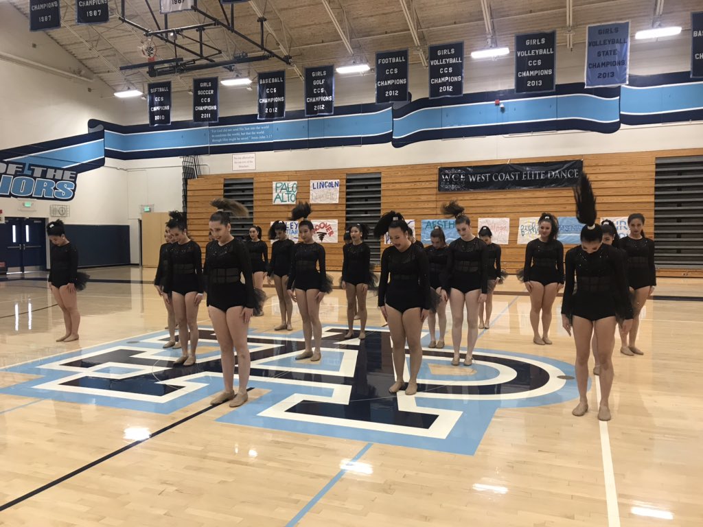TorrensMr's tweet photo. Saratoga High Award-winning DANCE team!  @gofalconpower @SaratogaHigh https://t.co/86KkKmnSaI