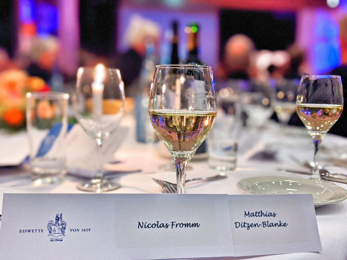 482.000 Euro für die <a href="/DGzRS/">DGzRS</a> bei der #Eiswette 2020! #Eiswette #1829 pic.x.com/aQwheicMQu