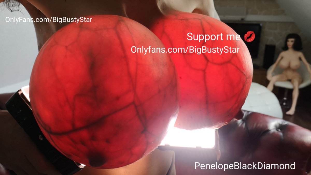 PBDBigBustyStar's tweet photo. Here quick view glowing Titties. Watch my show boobs glow in the dark 🤤 see the effect light and big #implants #boobs #glow so #amazing  💋

https://t.co/cZdOUBglpe

#onlyfans #onlyfansbabe #hugetitty #faketits #bimbobarbie #bimbofication #subscribe 

https://t.co/UynFf9yDOW https://t.co/XIpzfErvmd