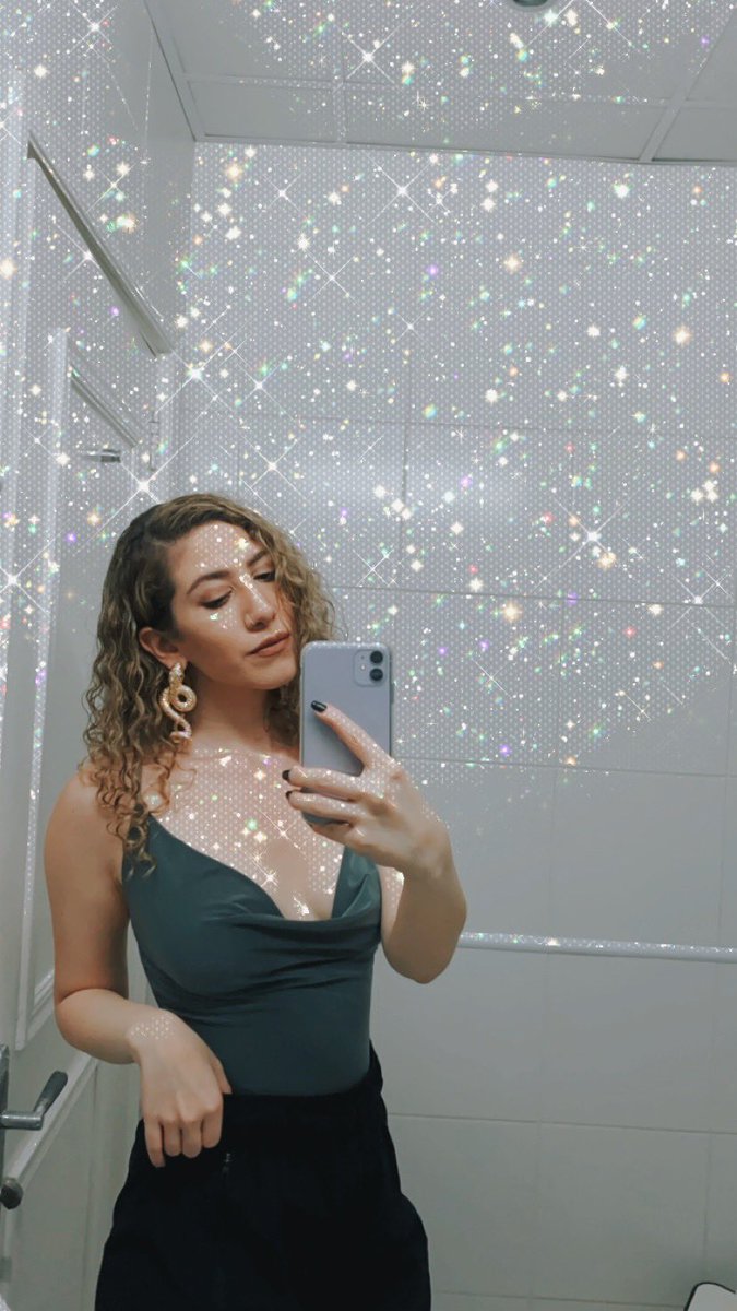 BeaKadri's tweet photo. Talk about #sarashakeel vibes 💎 #Glitter #MoreGlitter #LessBitter https://t.co/uCvNrxxvJg