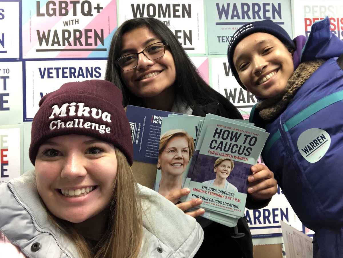 Meghan_Vandamme's tweet photo. We found a college democratic in Warren’s office! @MikvaChallenge #MikvaInIowa #van6 #Warren2020 also got some pamphlets to pass out while canvassing https://t.co/HxPibVZPnS