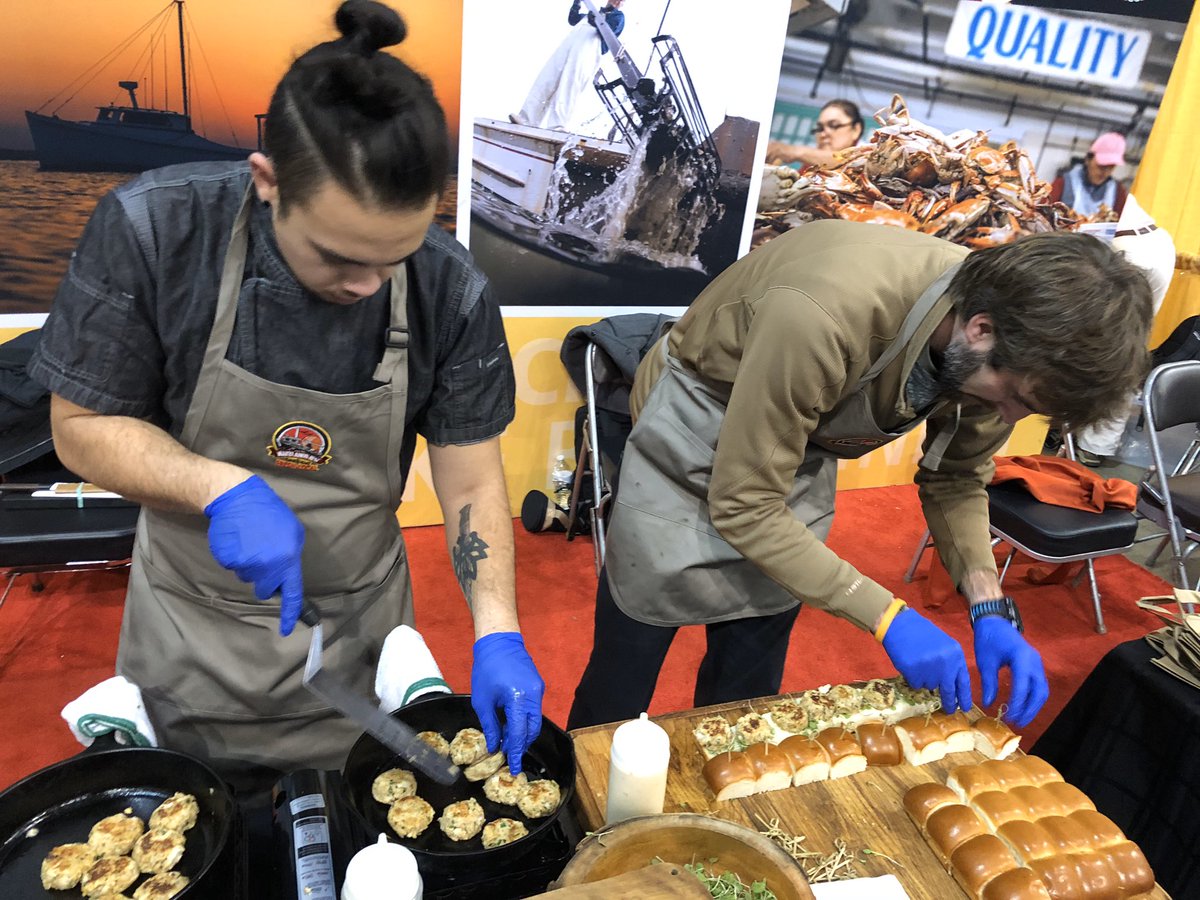 MDsBestSeafood's tweet photo. Chef Kurt is cooking up Blue Catfish Sliders! Stop by the @MdAgDept booth at the Commerical Fisherman’s &amp; Aquaculture Expo &amp; try one. #tastyinvasives #bluecatfish #Maryland https://t.co/UdFZ83IRBD