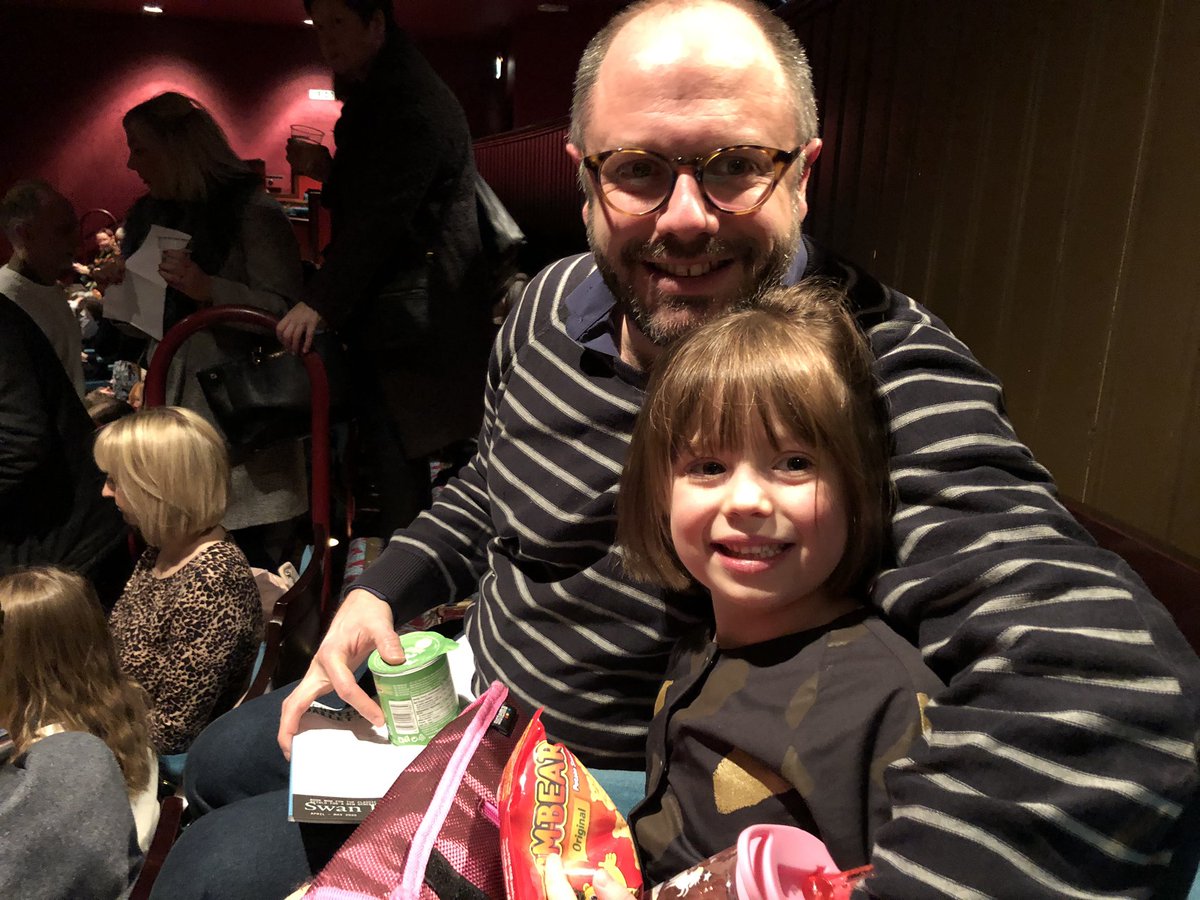 Amazing performance of The Snow Queen this afternoon by @scottishballet - enhanced by stunning set design and incredible costumes. We even got to meet the lead dancers afterwards! 
#SBSnowQueen