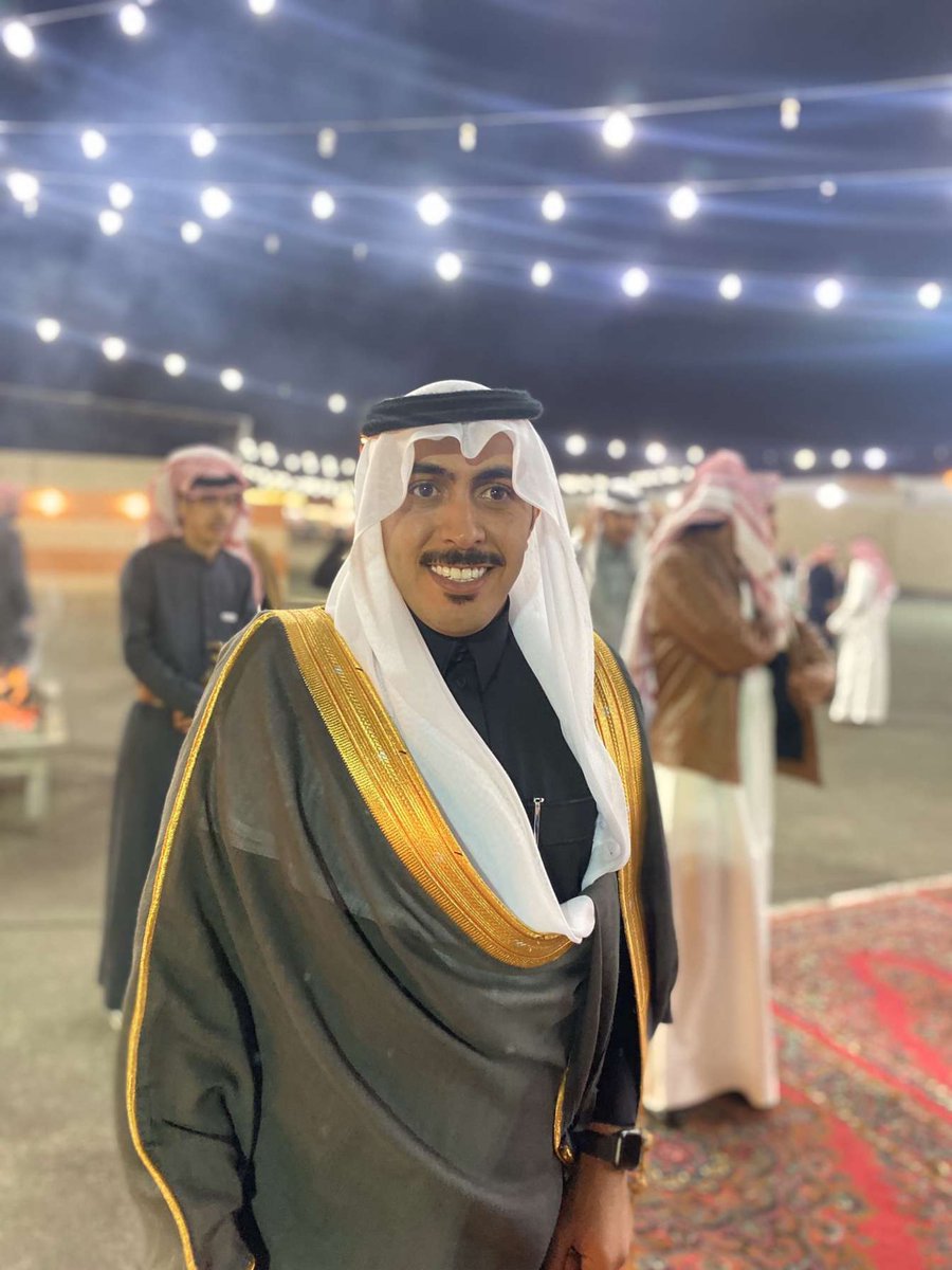 احتفلوا أهالي قرية الربه مساء البارحه في قاعة الشرق بزواج الشاب : عبدالله بن عبود بن شعيل آل حماد 
نسأل الله له التوفيق