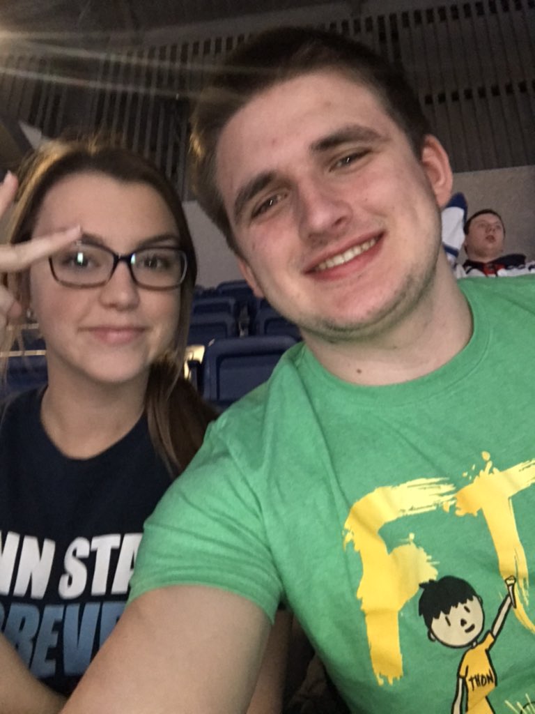 pjderoma's tweet photo. Hi Knapers family! #ClimbWithUs #THONHoops https://t.co/AjsxqB5hi1