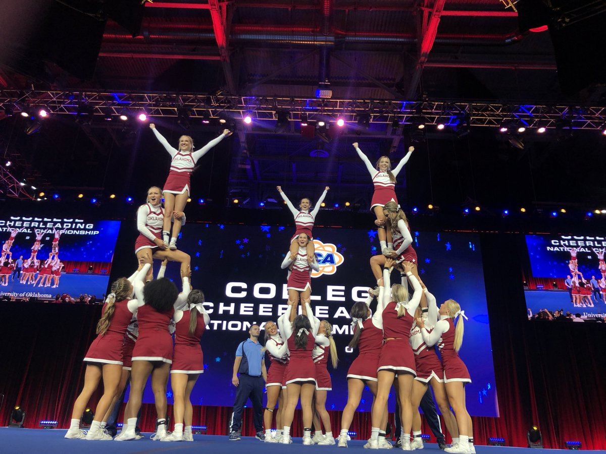 UCAupdates's tweet photo. All Girl is bringing all the power to #UCAnationals! @USFAllGirlCheer @OUcheer @CheerWKU https://t.co/2nWvp6Wxgo
