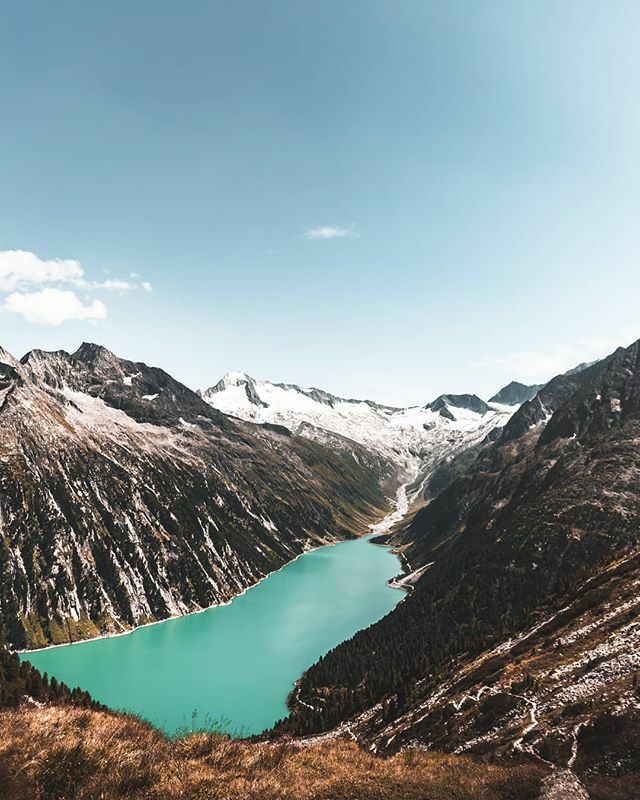 MalPaper's tweet photo. Always take the scenic route. https://t.co/qS2h4thFn4 https://t.co/KAKgLDeV0i