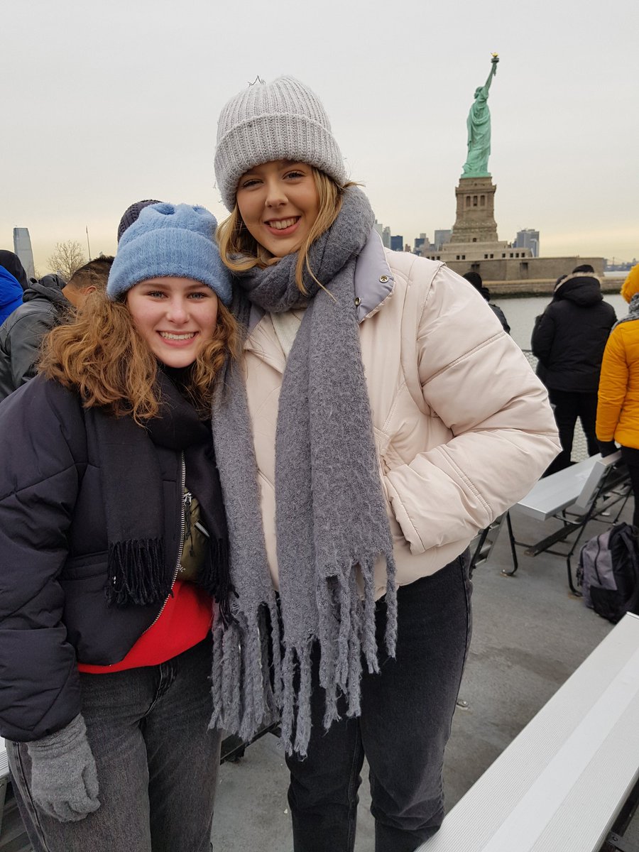 CGSMusicNY2020's tweet photo. @steveo20201 @ColeraineGS @HornblowerNY chilly day for a statue cruise https://t.co/t0uN08Q3hn