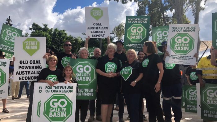 ecotechjapan's tweet photo. Will Adani be the 'ice-breaker' for six more proposed Galilee mines? https://t.co/huRmlBvlJW via @ABCNews #stopadani #auspol https://t.co/dgWyTjXJRE