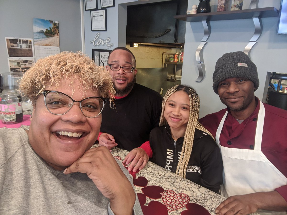 CRSnowden52's tweet photo. Thank you, @addielovecafe, for such an amazing breakfast.  It was delicious --- and we tried almost everything!  French toast, chicken and waffles, fish and grits.... Yummy! https://t.co/4gGZyGuypc