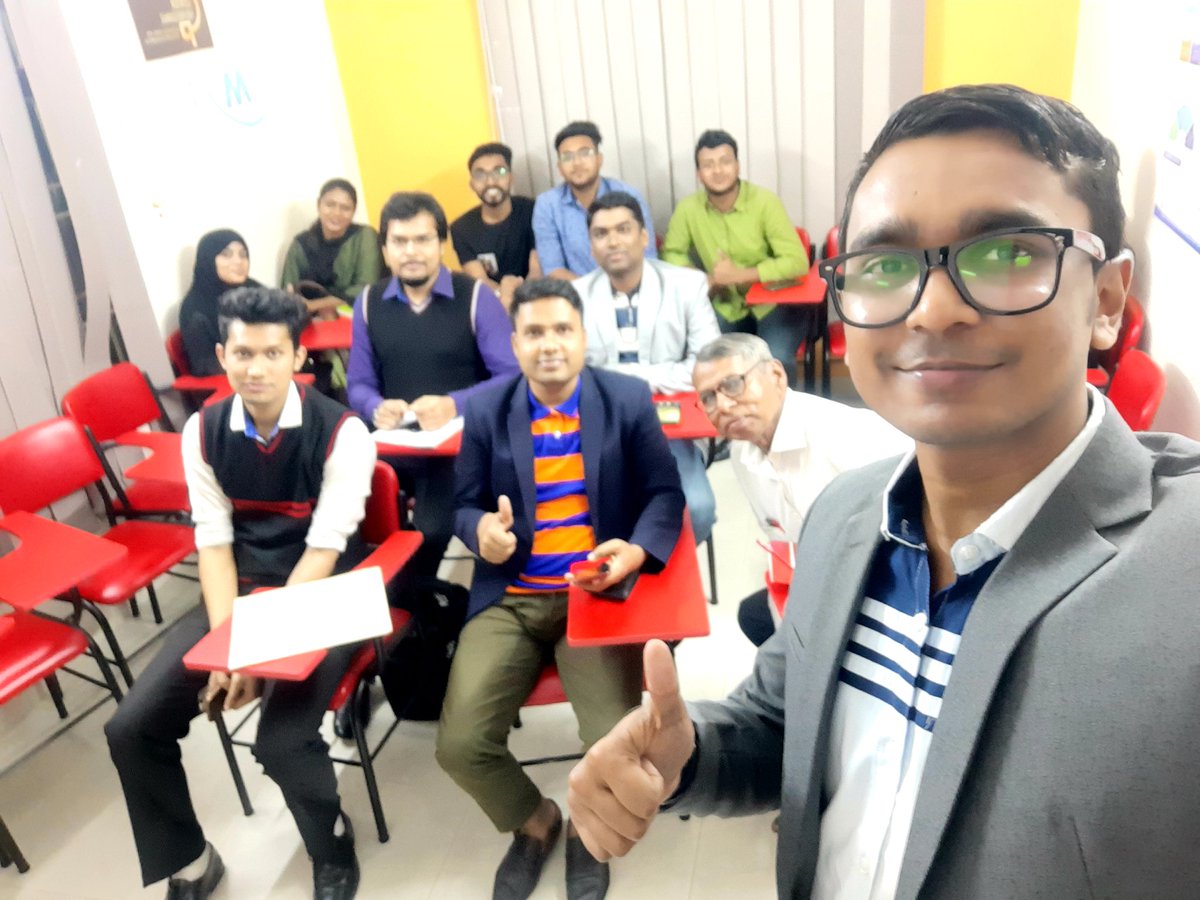 Successfully done 'Let's Talk on Digital Marketing Trends in 2020' by CareersHub Bangladesh.

Lovely & Energetic Audience 

#DigitalMarketing #DigitalMarketingTrend #branding #socialmediamarketing