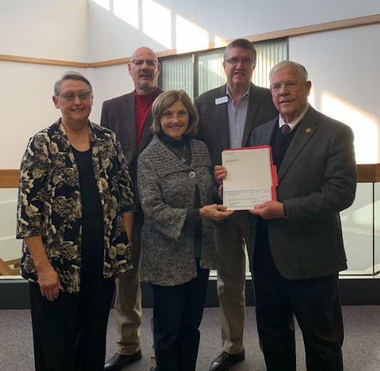 TLUAlumni's tweet photo. Members of the Lutheran Foundation of the Southwest presented Texas Lutheran with two checks totaling over $200,000! We are very appreciative of these funds as they will directly benefit our current and future bulldogs. #LFSW #tlualumni #thankyou https://t.co/B57YLARDWG https://t.co/qdwGX3fKqY
