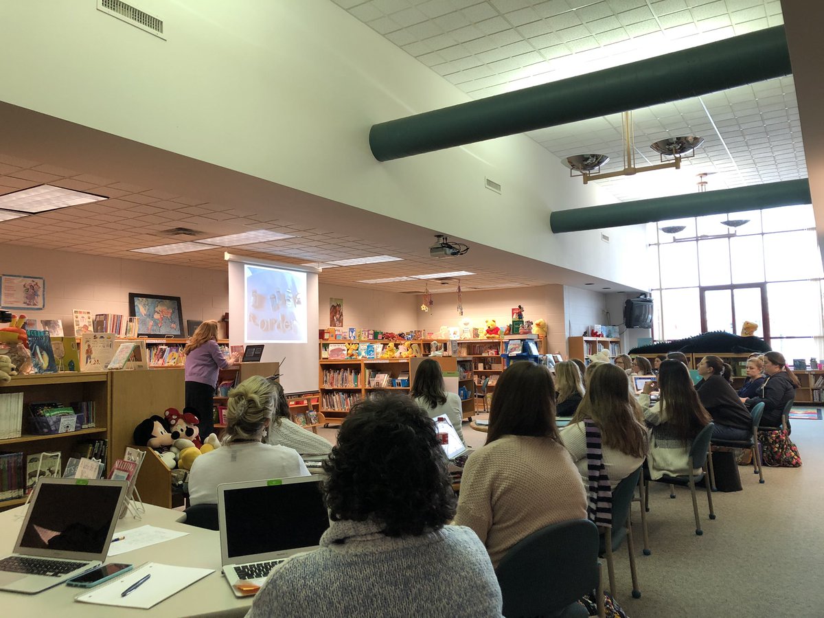 GLPS_rightnow's tweet photo. In yesterday’s PD sessions, GL teachers collaborated around the best ways to create meaningful learning experiences for our students across the district. Thank you to our presenters, admin, and teachers for a great afternoon of learning! #proudtobeacomet https://t.co/iVxggbMV7H