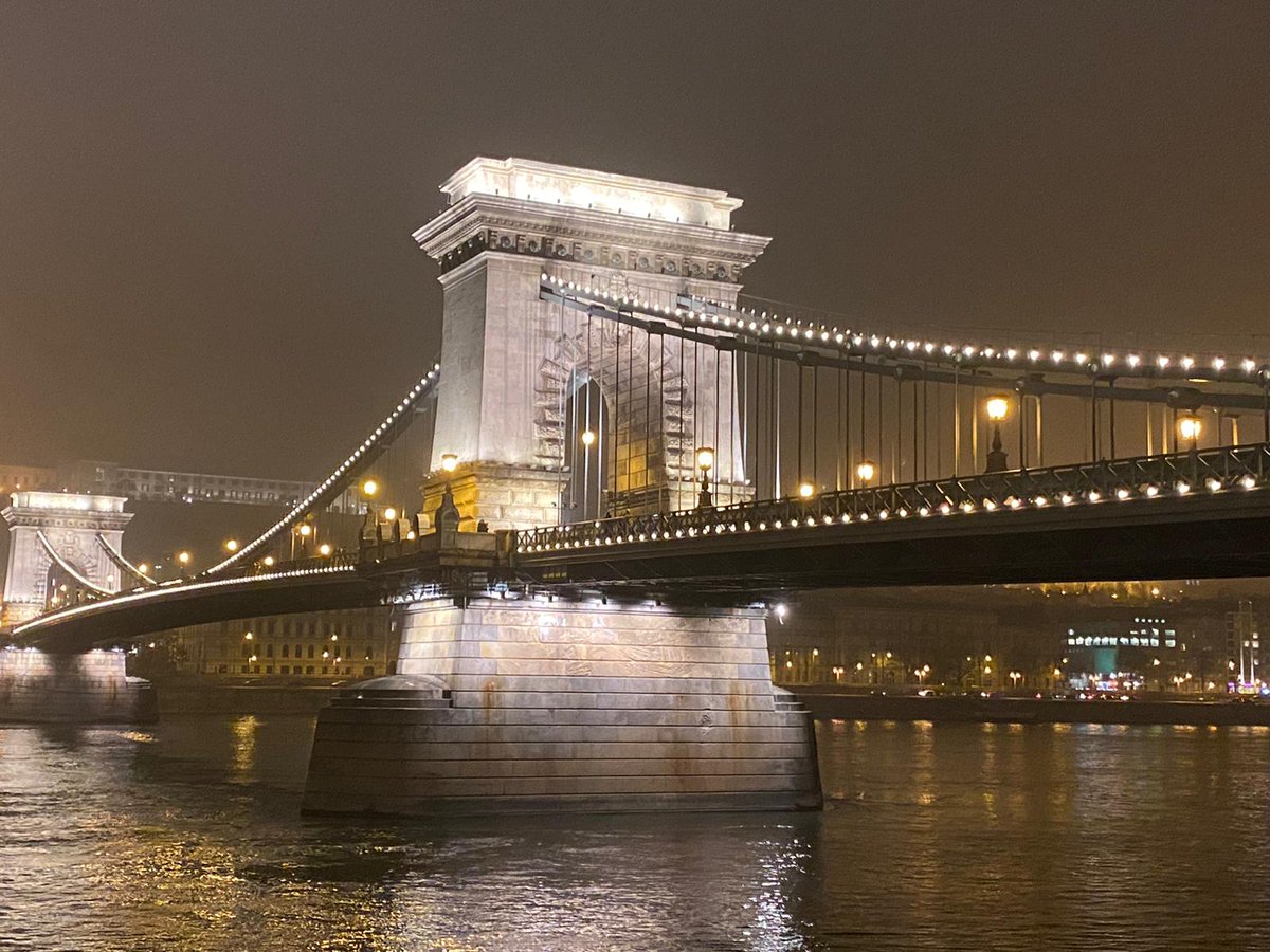 RADesign_News's tweet photo. One of our team is lucky enough to be in Budapest right now #architecture #SaturdayThoughts https://t.co/KpPQTElV5h